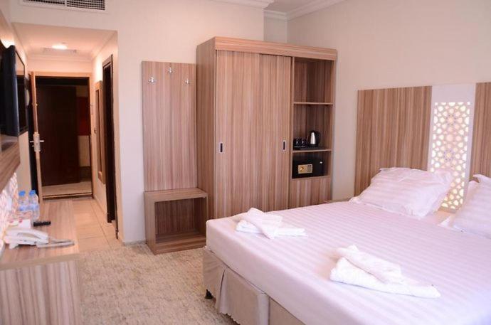 Artal Taiba Hotel Medina Exterior photo